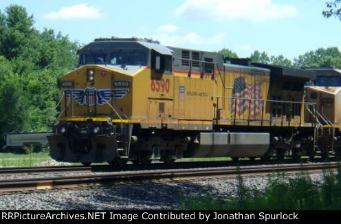 UP 6590, front and conductor's side view